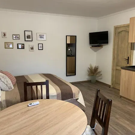 Varga Vendeghaz Penzion Sumegpraga