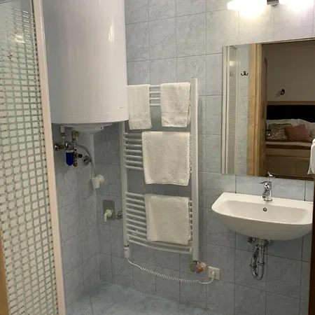 Guest house Varga Vendeghaz 3*