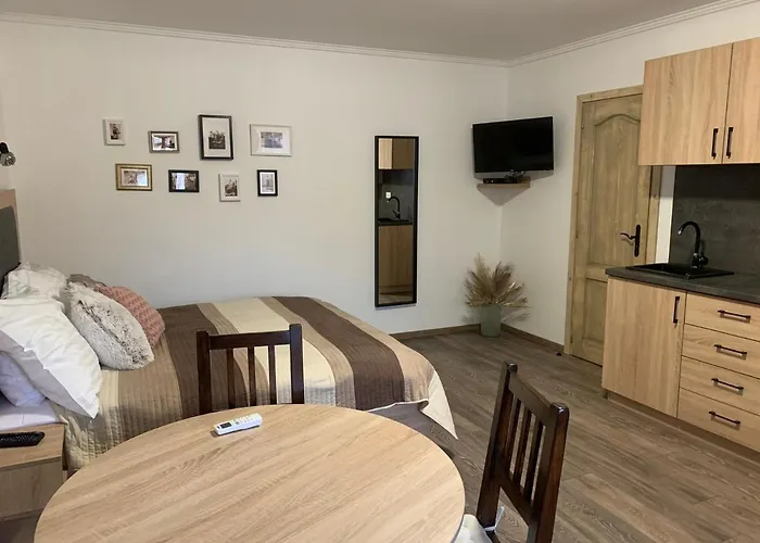 Varga Vendeghaz Penzion Sumegpraga